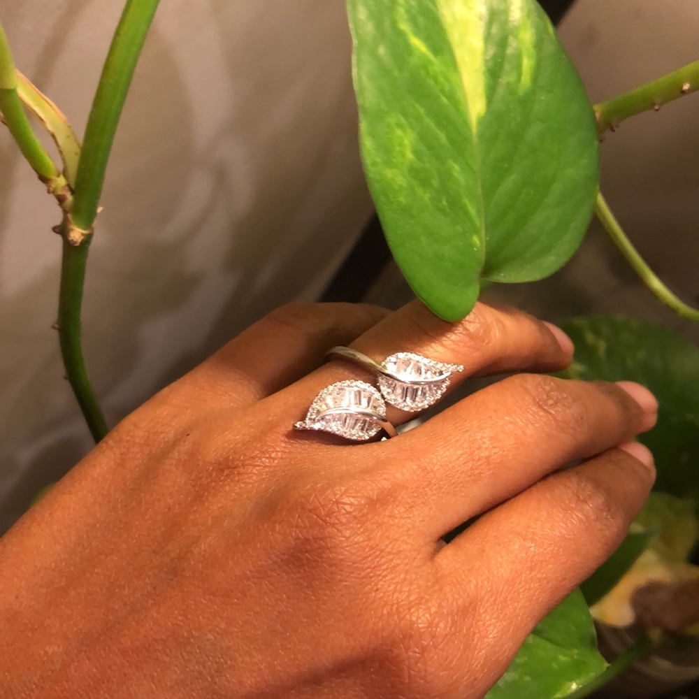 - Swarovski Elements Leaf Ring Adjustable Size 7-8 - image 5